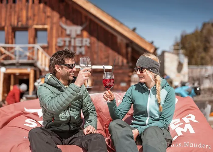 アパートホテル Palazi & 4*