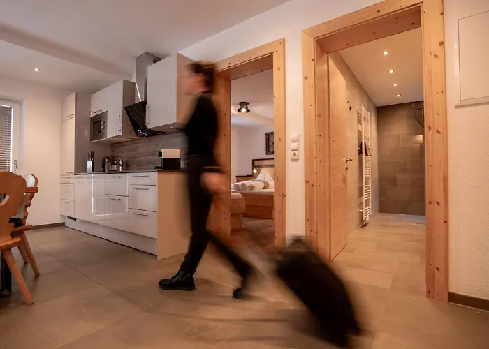 Palazi & アパートホテル 4*