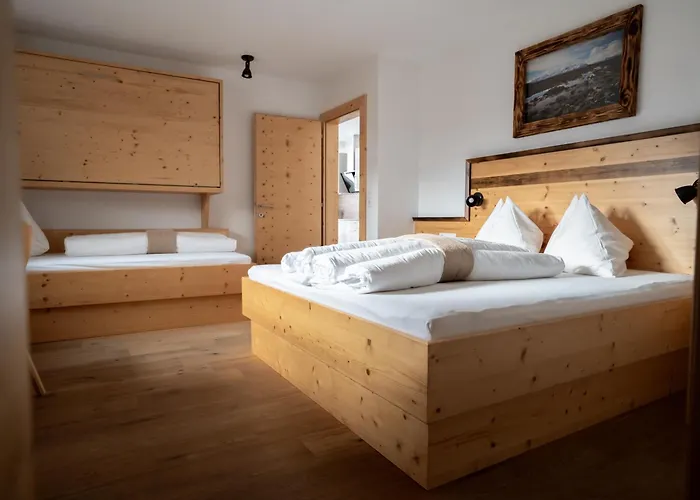 アパートホテル Palazi & ナウダース