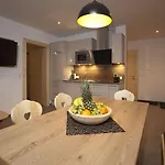 Palazi &