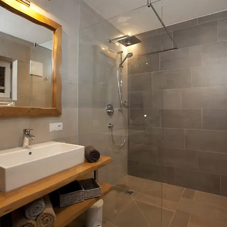 Aparthotel Palazi & - Bike, & Wellness In