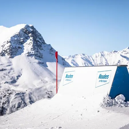 Palazi & Apartahotel