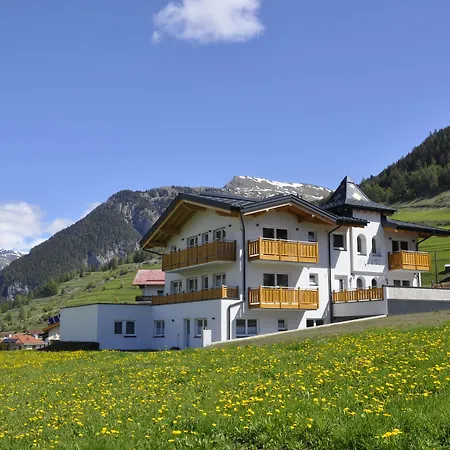 Apartahotel Palazi & Nauders