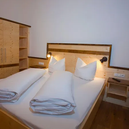 Apartahotel Palazi & 4*