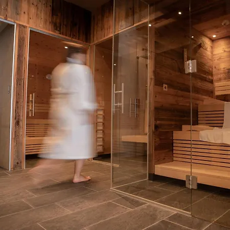 Palazi & - Bike, & Wellness In